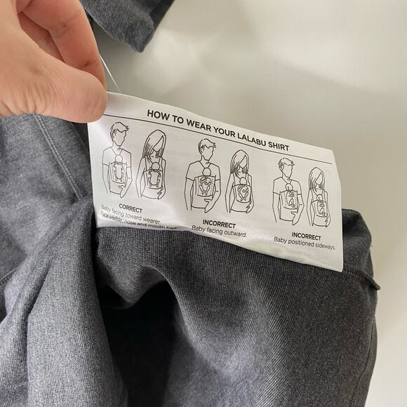 NWOT LALABU Gray Dad Shirt Short Sleeve Baby Carrying V Neck Tee Size 2XL 46-49” - Picture 7 of 10